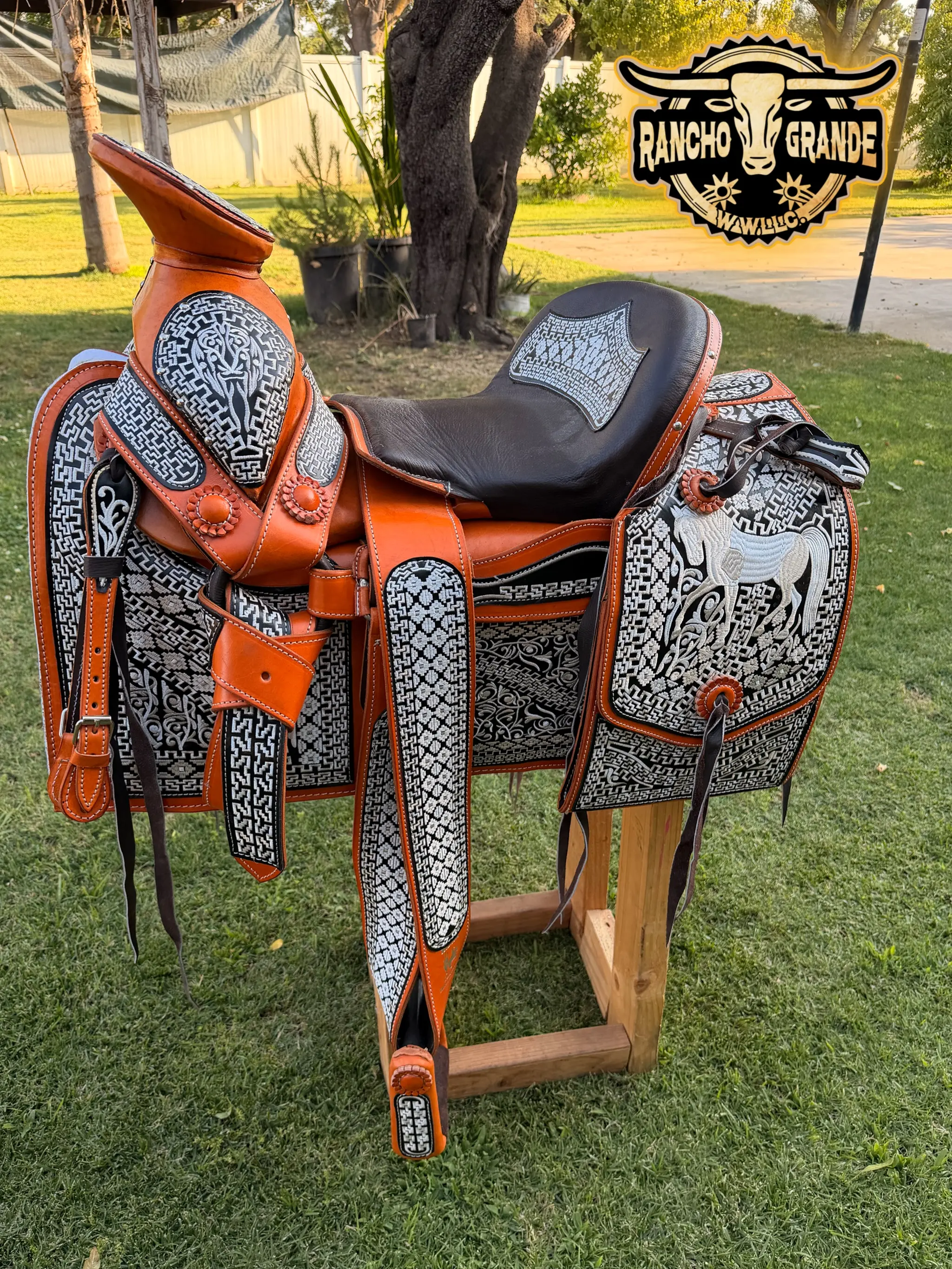 15.5' Montura para Caballo / Silla / Saddle Horse