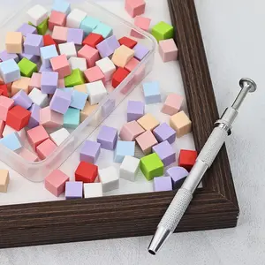 Nail Sponge Set Suitable for Gradient Gel, Nail Art Tool Set - 100 Colorful Nail Sponges with One Picking Pen, Transparent Plastic Storage Box for Storing Nail Art Tools