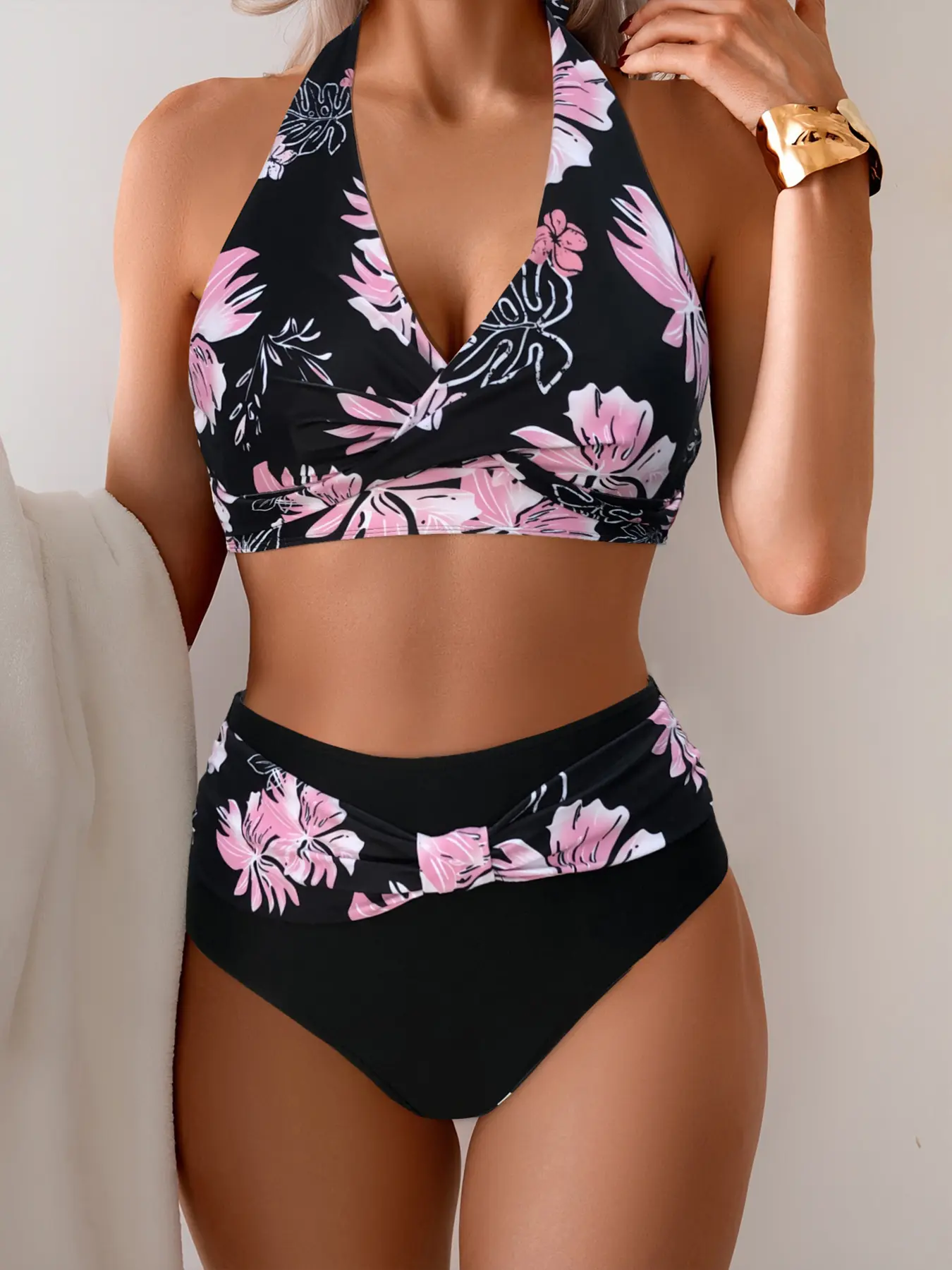 Women's Two-Piece Bikini Set, Halter Neck Split Swimsuit Beachwear, Halter Bathing Suit, Stylish Swimwear for Women, Bikini Swimsuit Outfit, Perfect for Summer Pool & Beach, Swimsuits Summer, Swimsuits Bikinis, Beach Swimwear Clothes