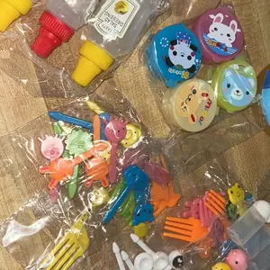 Cute Cartoon Design Food Picks Set, 1 Set Including Lovely Sauce Squeeze Bottle & Dessert Forks & Sauce Box & Liquid Bottle, Kitchen Supplies for Indoor & Outdoor, Fall Decor, Men Gifts, Tableware