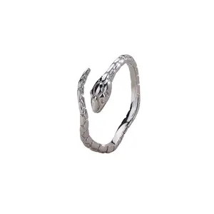 【Christmas gift ideas】【Stocking Stuffers】Snake-shaped ring for women with unique personality, cold pattern, small snake design