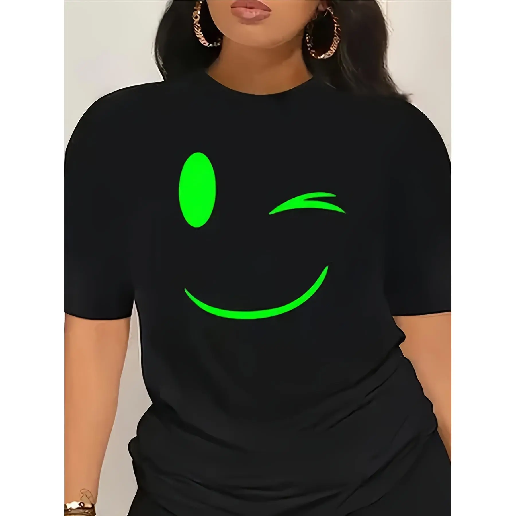 Women's T-Shirt with Glowing Happy Face Graphic, Casual 100% Cotton Round Neck Top for Festival & Party Wear, Tshirt, Lady, Thanksgiving, Valentines Day, Easter, Relaxed Fit, Shortsleeve, Streetwear, Glowing Print, Pure Cotton, 2Xl, Cartoon, Cute, Streetw