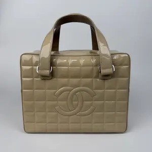 Pre-owned CHANEL Chocolate Bar Patent Leather Handbag