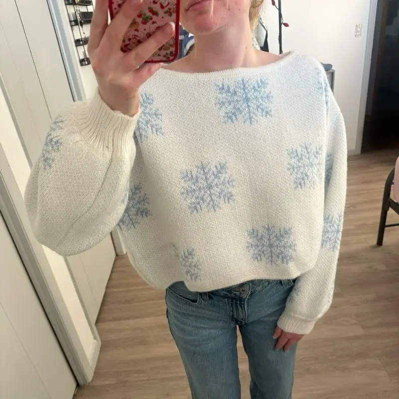 Snowflake Boat Neck Sweater - Cozy Winter Knitwear with Festive Snowflake Design for Women