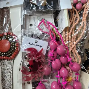 Mixed Jewelry Lot 15pcs Vintage Western Modern Assorted Styles Beaded Necklaces Earrings & Bracelets Lead Nickel Free Fashion Accessories