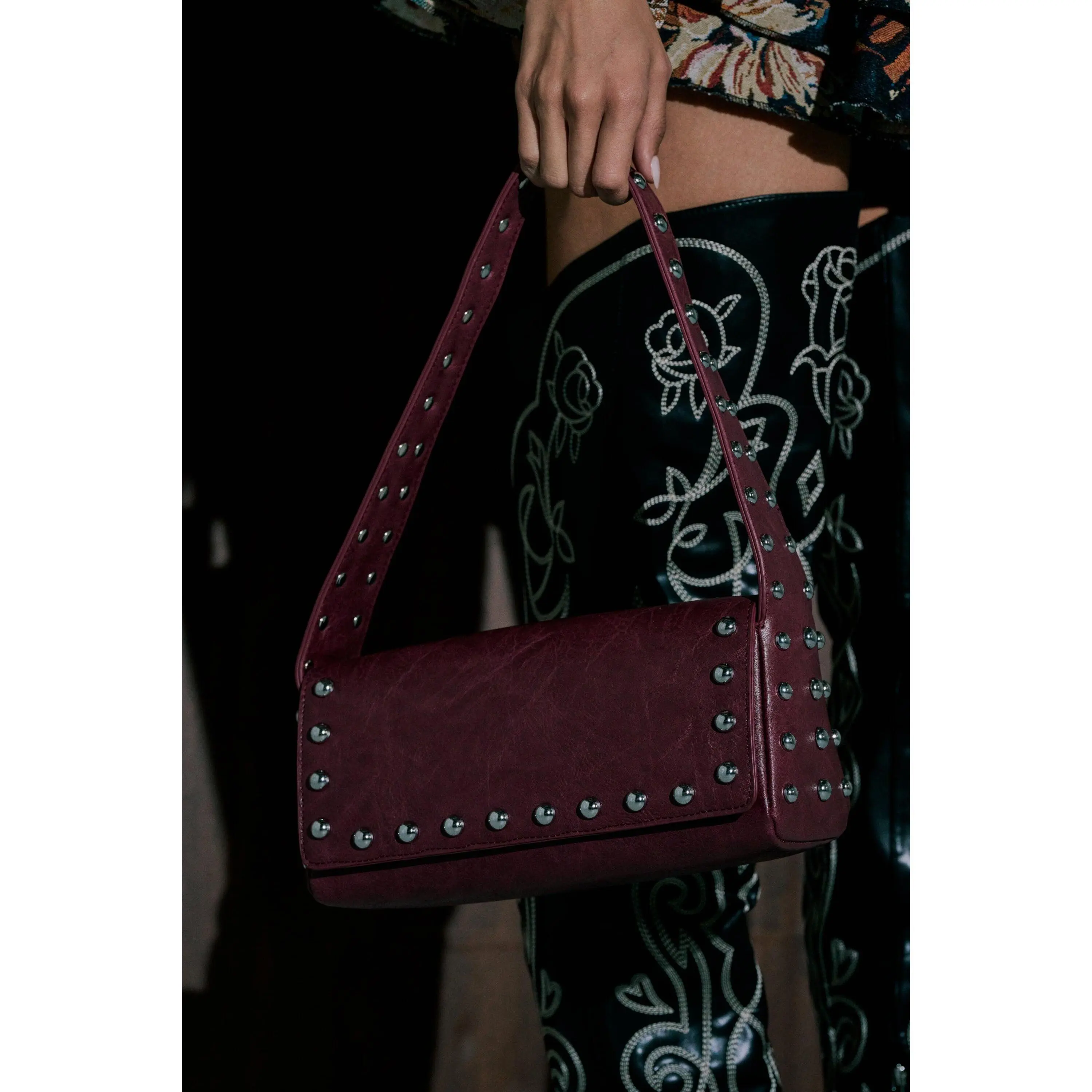 LOLA STUDDED PURSE