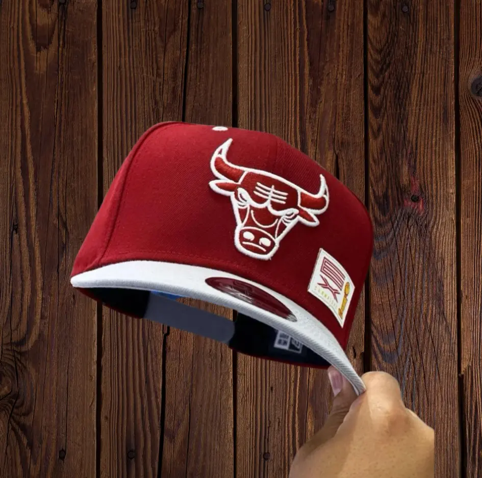 New Era NBA Chicago Bulls 59FIFTY Fitted Snapback Cap - Curved Brim Adjustable NBA Hat