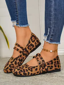 French Vintage Double Buckle Mary Jane Shoes for Women, Leopard Print Flat Low-Top Casual Shoes, Sweet Cool Style, Versatile Fashion Sneakers