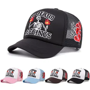 Fashion Fire Skull Embroidery Men Trucker Cap Hip Hop Women Breathable Mesh Baseball Cap Adjustable for 56-61 cm Satin Weaving Neutral Unisex