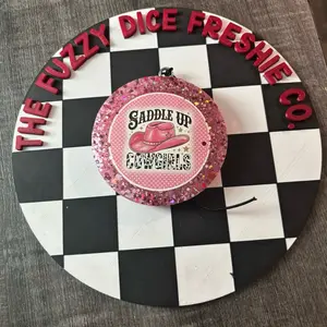 Saddle up cowgirls freshie