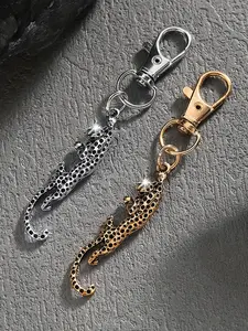 Vintage Leopard Metal Bag Charm Pendants – Bold Keychain & Bag Pendant with Rhinestone Eyes, Edgy Bag Decoration, Trendy Bag Charms & Bag Chain Charms for Backpack Purse, Ideal for Street Style & Punk Lovers