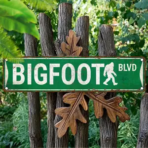1pc Bigfoot Blvd Vintage Aluminum Sign, 4X16 Inch UV Printed Retro Plaque, Perfect for Home, Garage, Cafe, Restaurant, And Bar Decor, Multifunctional, English Language Halloween Christmas Decorations