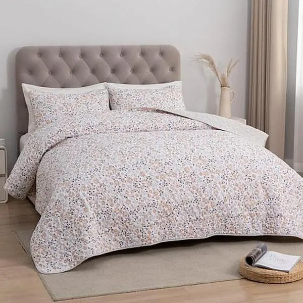 South Street Loft Prewashed Floral Quilt Set