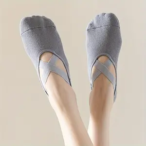 Women's Yoga Ankle Socks, 1/3/5 Pairs Non-Slip Breathable Comfortable Sports Grip Socks for Pilates, Dance, Fitness, Gym and Workout, Women's Socks for Indoor and Outdoor Wear, Womenswear Sock Set