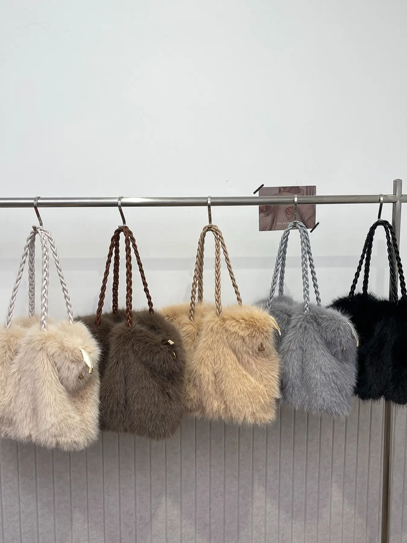 New Plush Handbag Autumn Winter Warm Imitation Fur Texture Bag Puffy Shoulder Bag Versatile Commuter Armpit Bag Style Fashion Small Satchel Crossbody Puffy Bag Fashionable Crossbody Bag Fashionable Bags