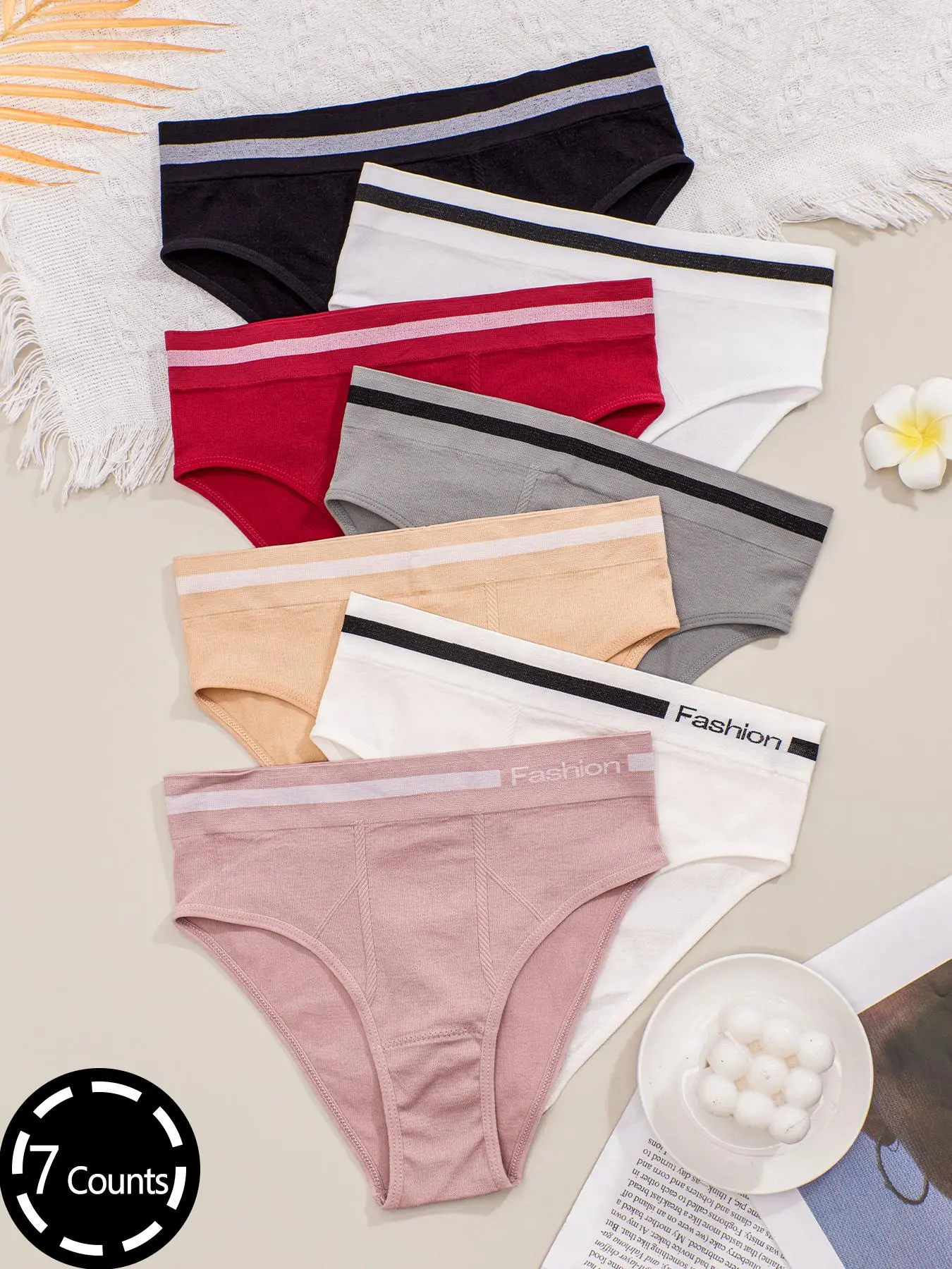 Women's High-Waisted Briefs Set, Striped Design Panties, Soft Breathable Nylon Fabric, Comfortable Everyday All-Season Wear, Casual Style Fitted Underwear, Fashion Breathable Underwear