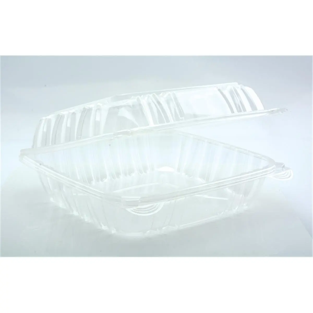 Pactiv YCI821200000 8 in. Hinged Container PP, Clear - Case of 200