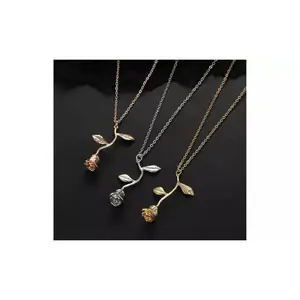 Beauty Rose Necklace