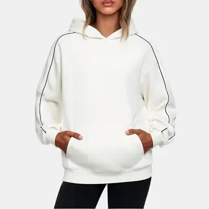 Women's Hooded Sweatshirt Long-Sleeved Hooded Sweatshirt Kangaroo Pocket Pullover Universal Men's And Women's Stitching dDecoration Suitable For Autumn/Winter Wear Highlighting A Fashionable Style