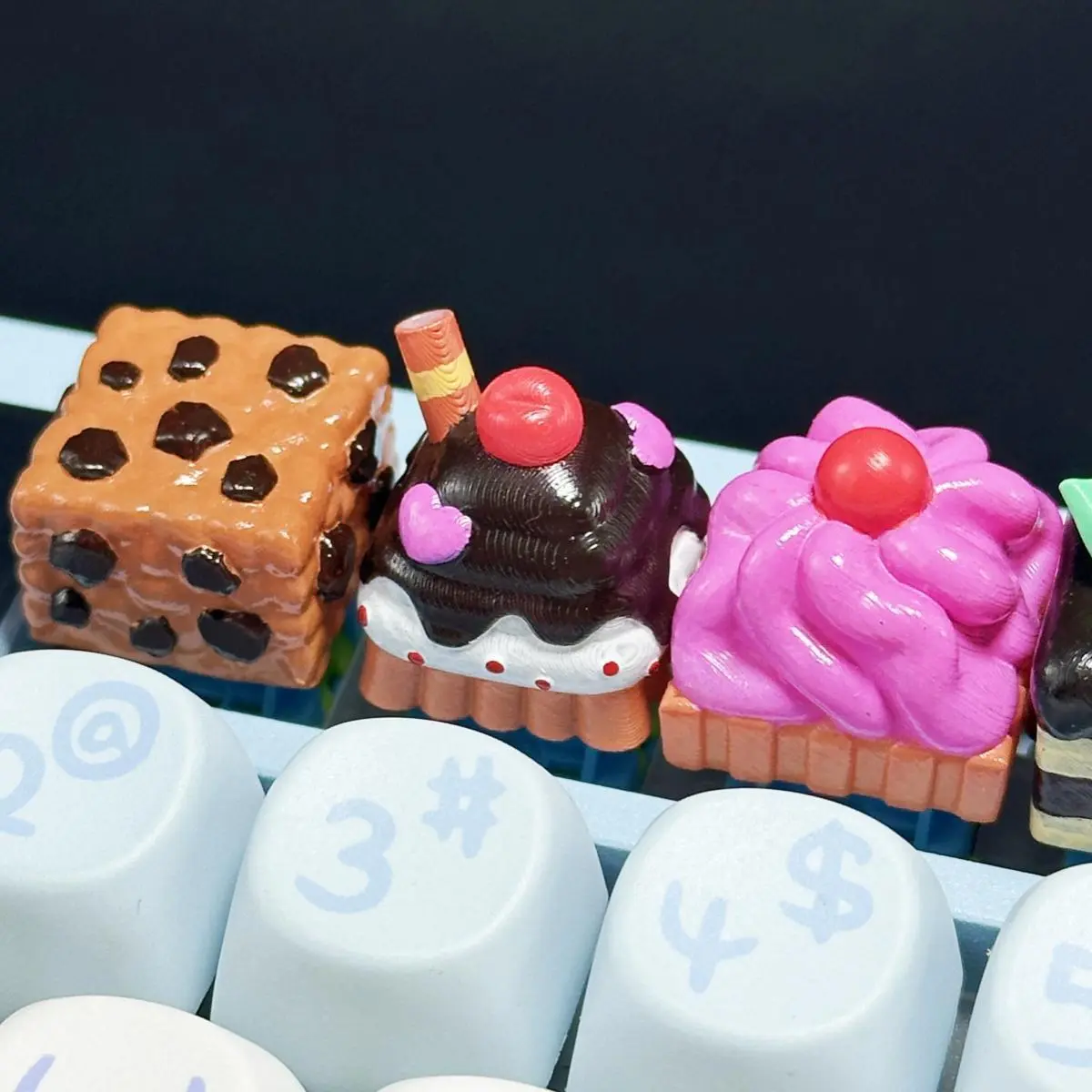 3D Biscuit Design Custom PBT Resin Keycaps for Cherry MX Switch Mechanical Keyboards, Ideal for DIY Unique Personalization Projects
