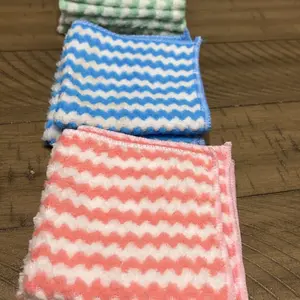 10 Counts Microfiber Cleaning Cloth per pack Single color per pack, colors sent randomly Each package contains only one color, no mixed colors