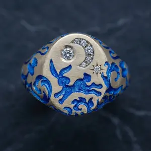 A retro light luxury style wide-faced seal ring, filled with royal blue enamel at high temperature, a jewelry piece with a moon, star and rabbit theme, featuring a unique design, exquisite overall craftsmanship, a perfect gift for her.