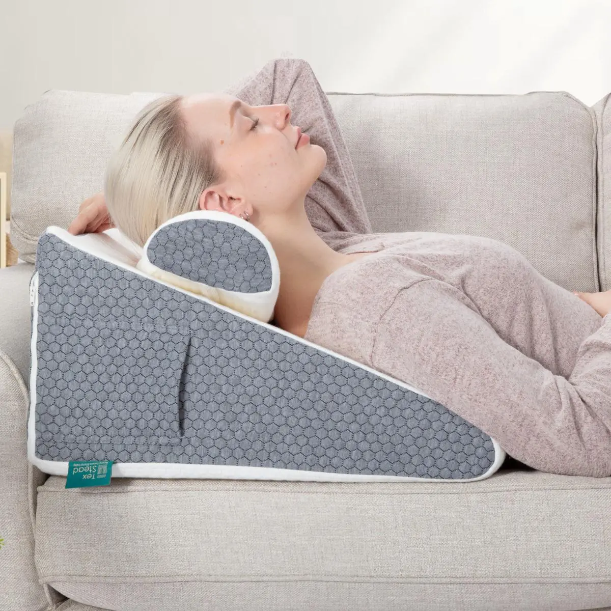 Memory Foam Bed Wedge-pillow Comfort Triangle Pillow with Removable Cover, Back, Leg, and Knee Pain Relief Pillow, Bedding Supplies, Orthopedic Memory Foam