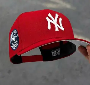 New York Yankees Snapback Cap – 59FIFTY Fitted Style Flat Bill Hat, Black Red Undervisor Design, High Crown Streetwear Fashion, Men Women Urban Outfit Essential, Popular TikTok Sport Look