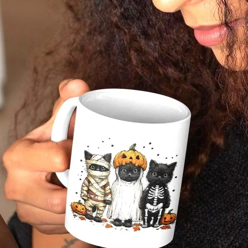 Halloween Cat Mug – Cute Skeleton, Mummy & Pumpkin Ghost Kitties – Spooky Coffee Cup, Funny Fall Decor, Gift for Cat Lovers, Halloween Fans