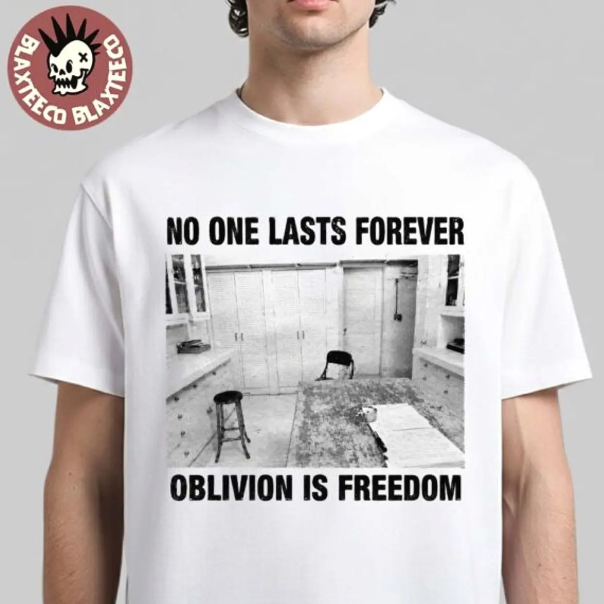 Charlie XCX Lollapalooza Chicago 2026 Exclusive Merch Tee Oblivion Is Freedom T-Shirt B6C