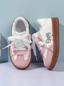 Girls' New Anti-Slip Flat Shoes, Sparkle Embroidery Fashion Flats, Suitable for Commuting and Outdoor Wear, Cute Cartoon Style