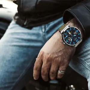 HD Large Screen Smart Watch Bluetooth Calling Heart Rate Blood Oxygen Monitoring