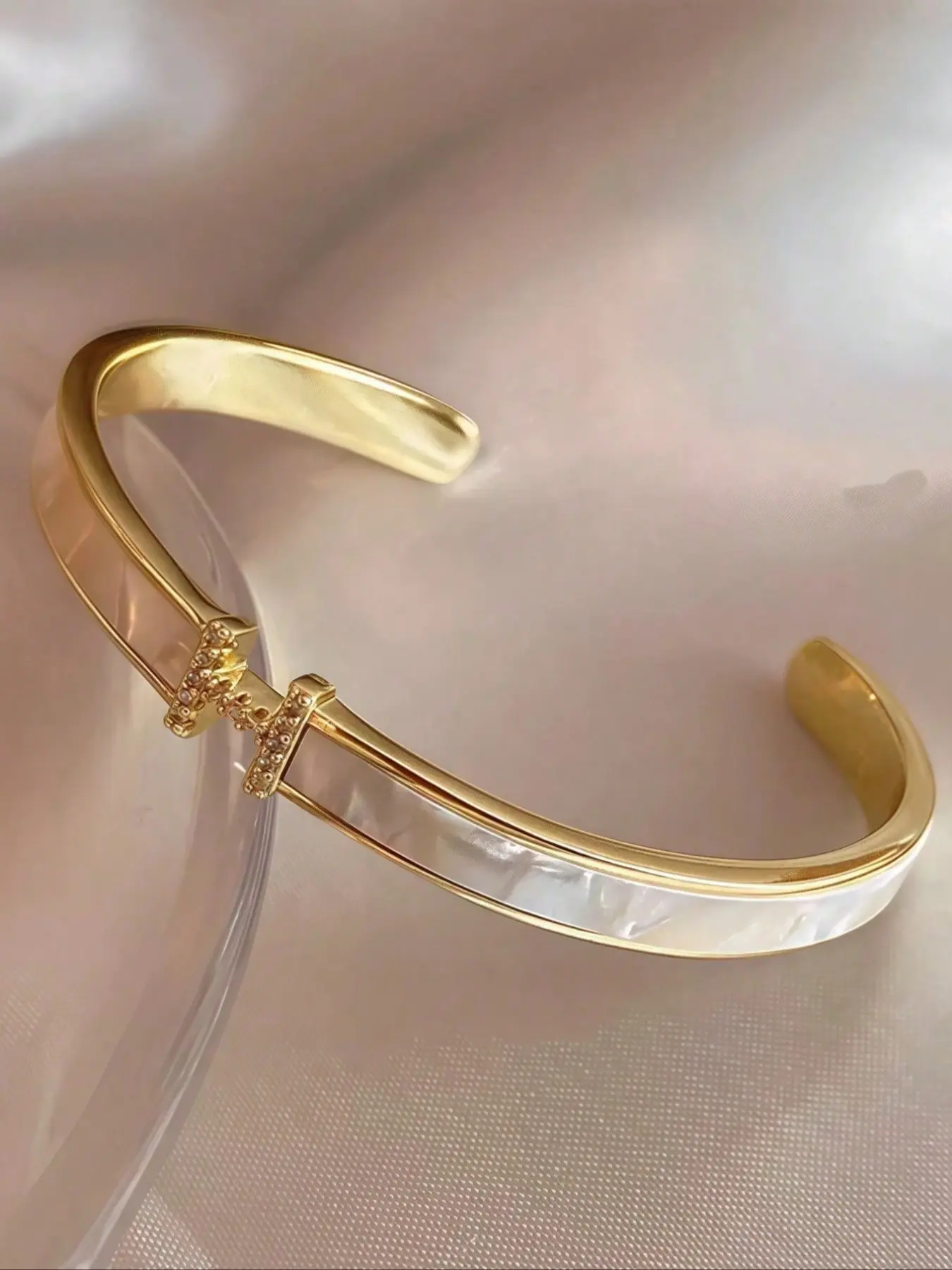 Elegant Open Ring Bracelet for Women, Casual Multifunctional Commuter Jewelry, Perfect for Daily Wear, Parties, Valentine's Day Gift, Cuff Bangle, Open Loop, Copper