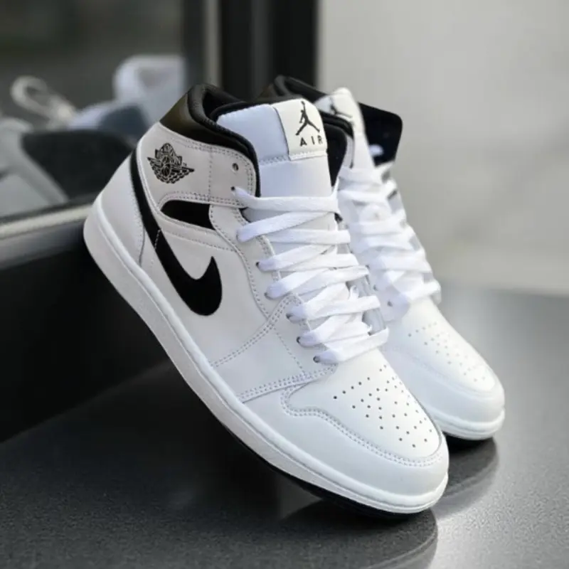 Nike Air Jordan 1 Mid Reverse Panda DQ8426-132 Mens Fashion Sneakers New