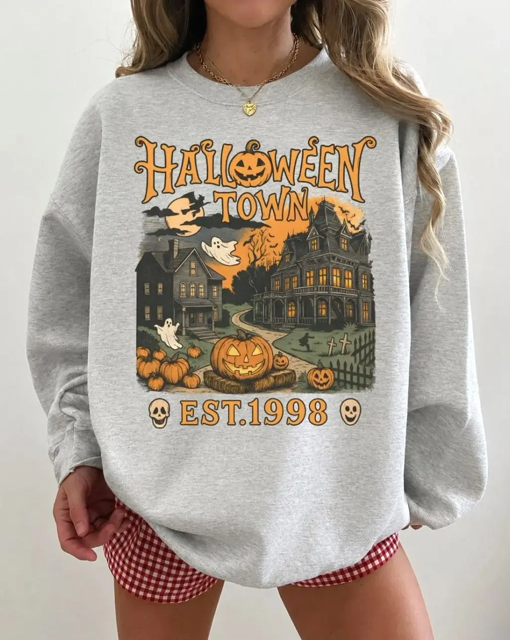 Halloweentown Est 1998 Sweatshirt, Vintage Halloween Crewneck, Retro Spooky Season Pullover, Disney Halloweentown Movie Fan Gift, Fall Autumn Witchy Vibes Apparel for Women & Men, Trick or Treat Party Outfit
