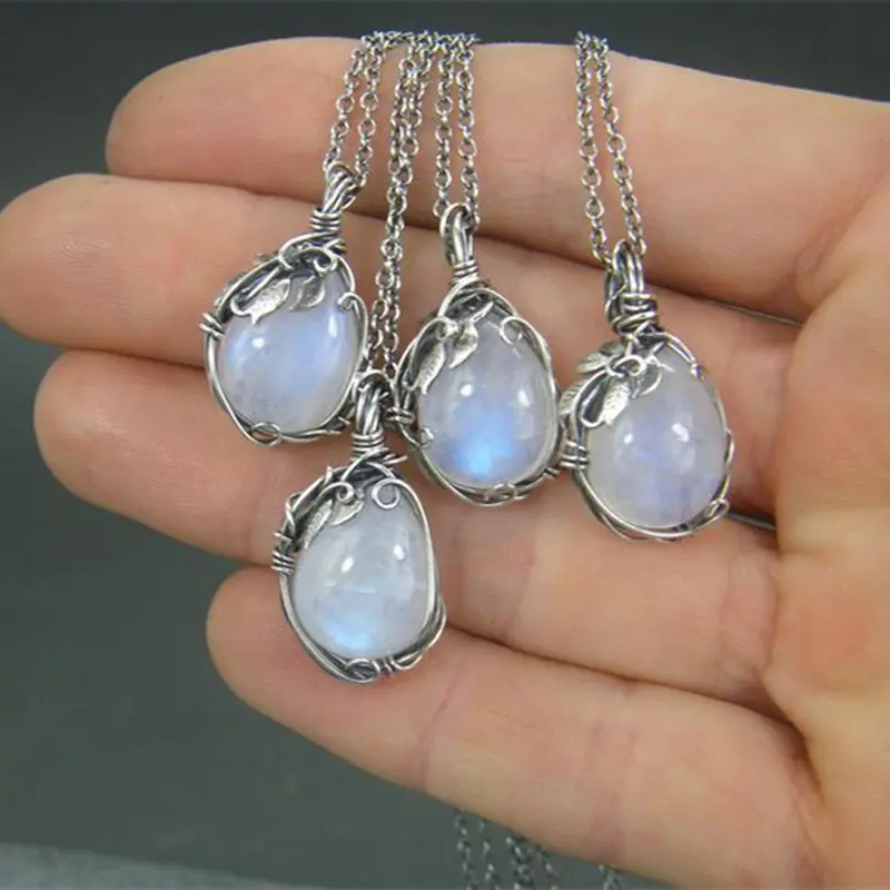 Women's Vintage Wound Moonstone Chain Jewelry Necklace - New Arrival Fashion Costume Accessory, Ideal Gift for Girls, Chain Jewelry Necklaces