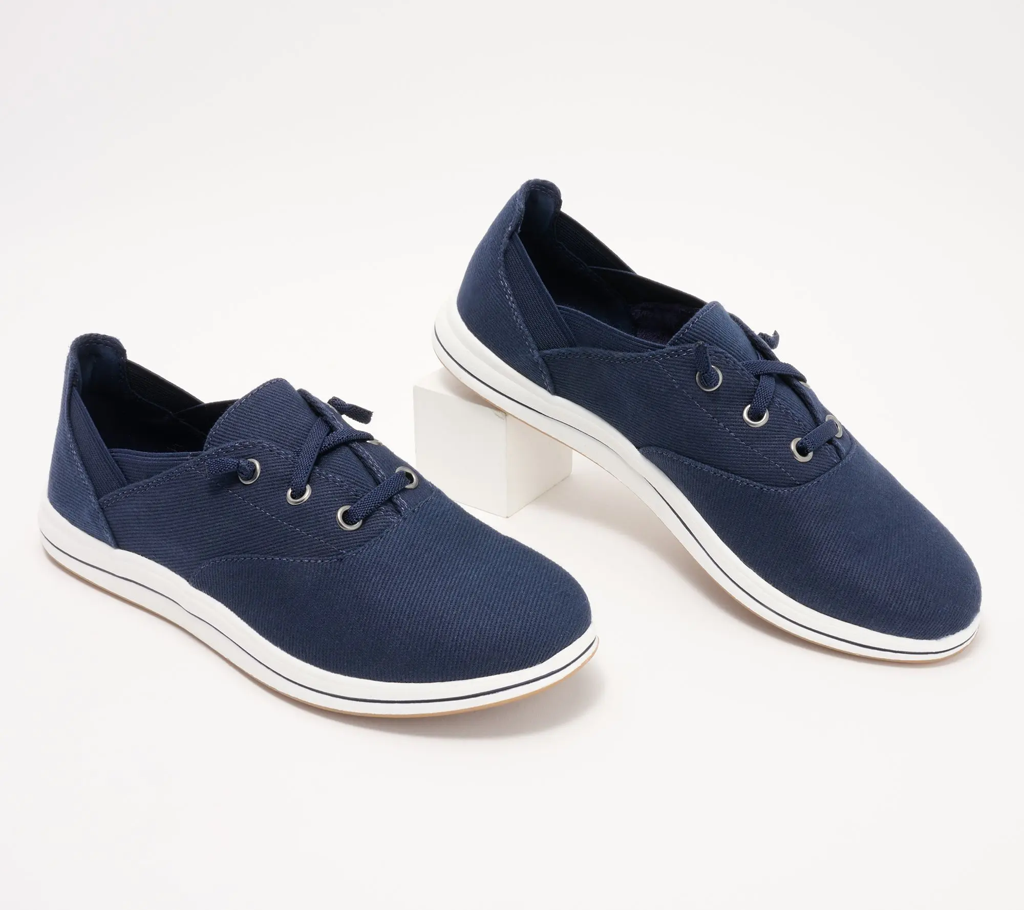 Clarks Cloudsteppers Canvas Lace-Up Shoes - Breeze Ave 2