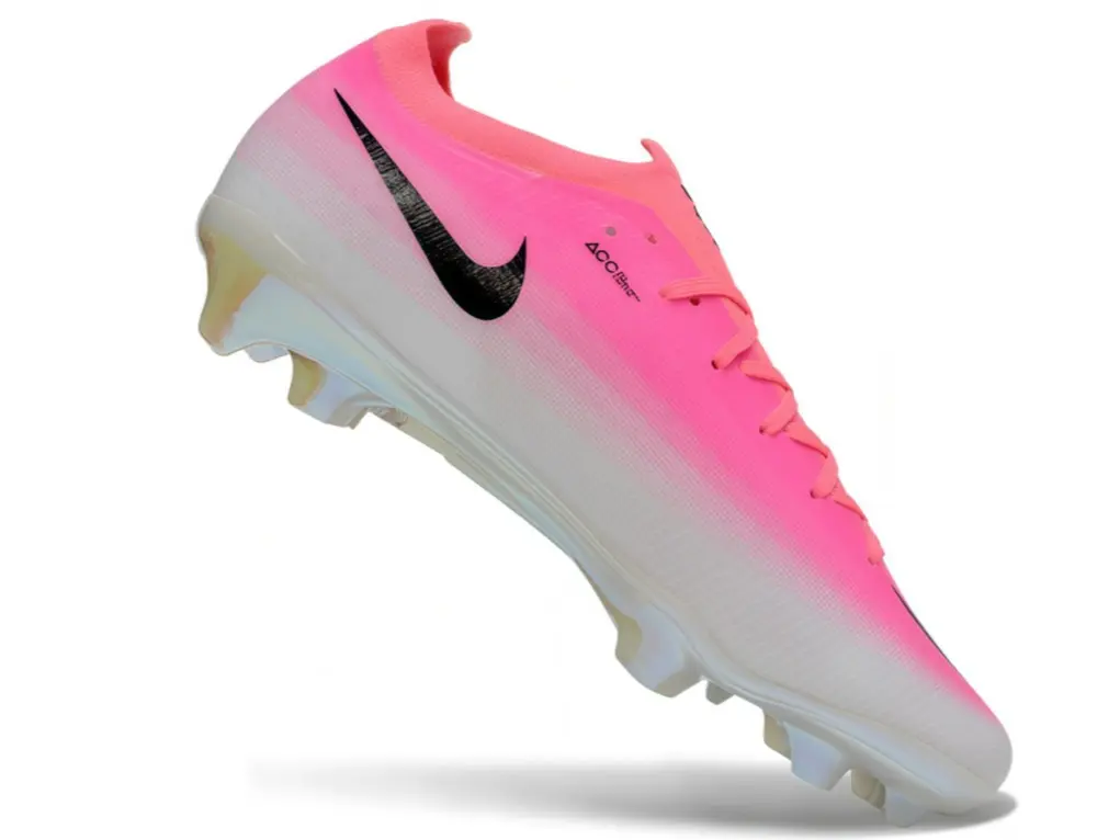 Gentle Pink Gradient Soccer Cleats For Men Women, Match Soft Neutral Sportswear & Daily Casual Street Outfits