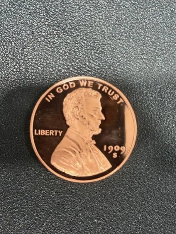 Copper Medallion - Decorative Collectible Cultural Art Piece