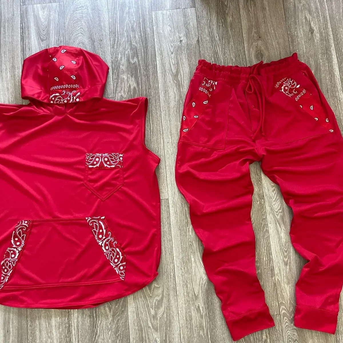 JD Fashion Men Custom Red Bandanna Trim Tank Shirt Hoodie & Jogger Pant Set Casual Menswear