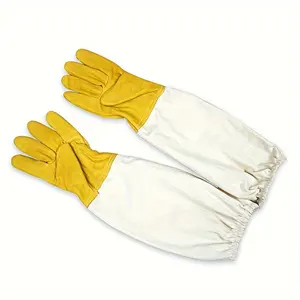 1 pair of beekeeping gloves
