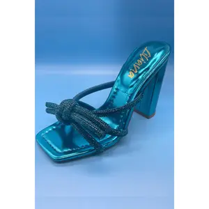 Queen Diva High Heels (Turquoise)