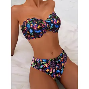Two-Piece Bikini Set with Removable Straps, Paisley Print Petal Edges, Comfortable Vacation Tropical Print Swimsuit for Pool & Party