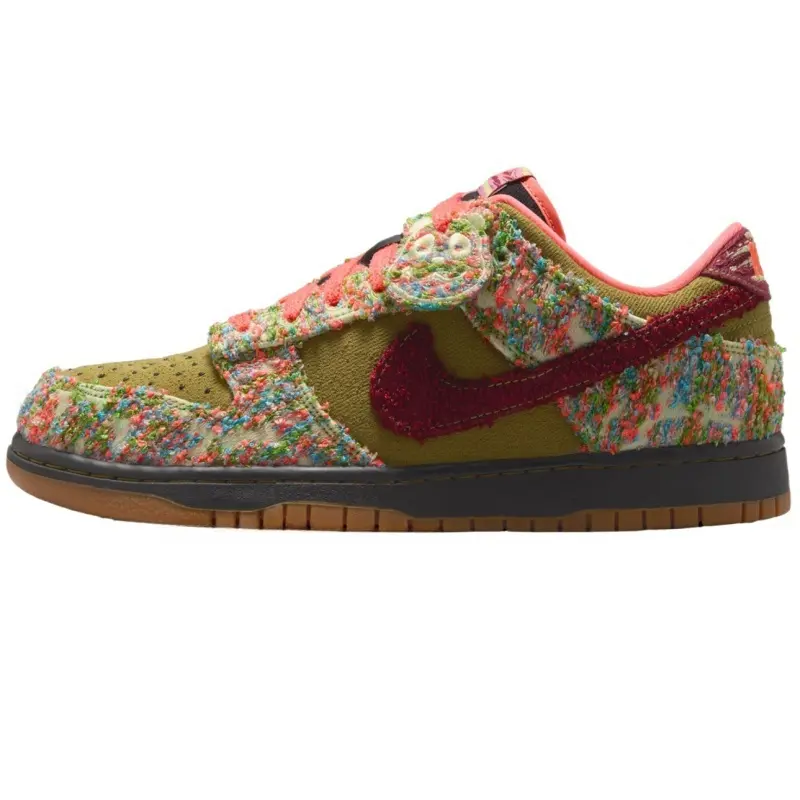 NIKE Dunk Low 'Green Curry' Multi-Color Streetwear Shoe, Comfortable Casual Sneaker with a Snug Fit and Durable Rubber Sole, Sport Shoes, True-To-Size