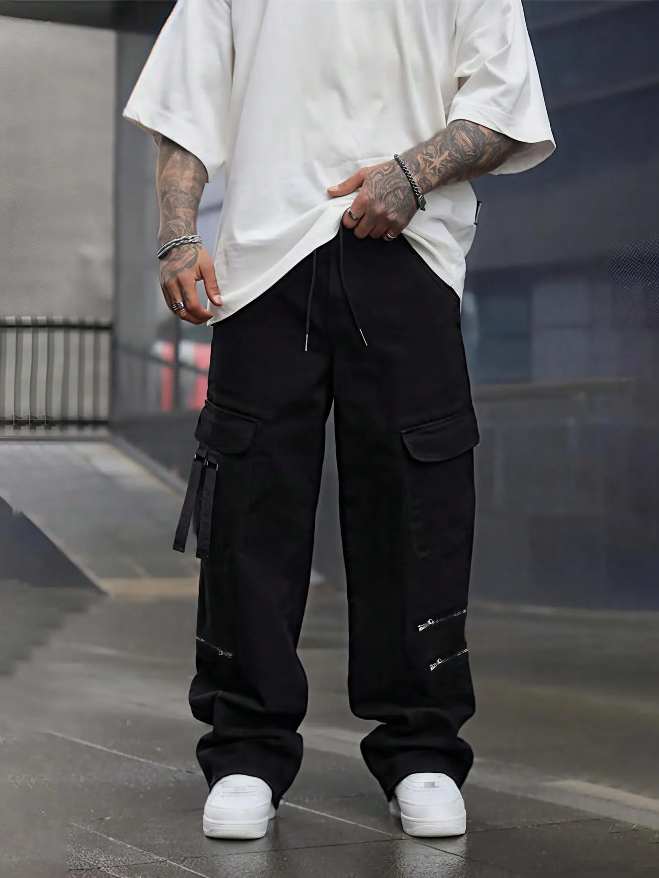 Men's Black Baggy Cargo Pants, Wide Leg Ankle Length Hard Stacked Work Trousers with Strap Thick Thigh Friendly Cotton Streetwear  Spring Casual Outfits for Back to School College Dark Autumn Fits