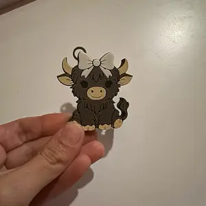 Cute Cow Keychain Tab Opener with White Bow and Horns, Perfect for Keychains and Accessories