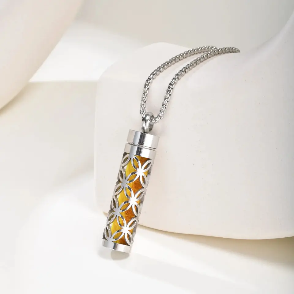 Essential Oil Diffuser Necklace for Men Women, Aromatherapy Perfume Diffuser Pendant Necklace, Jewelry Gift for Him Her