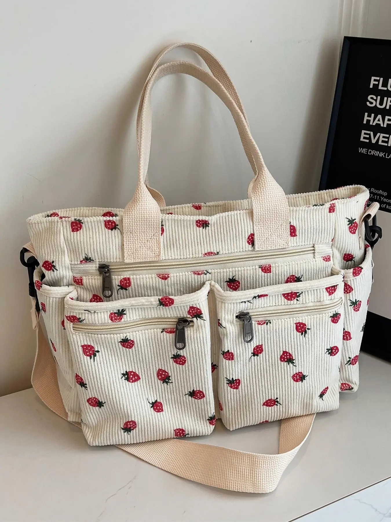 New Strawberry Print Large Capacity Multi-Pocket Tote Bag, Fashion Simple Shoulder Bag, Ideal for Students, Shopping, Commuting, Women's Backpack New Strawberry Print Large Capacity Multi-Pocket Tote Bag, Fashion Simple Shoulder Bag, Ideal for Students, Shopping, Commuting, Women's Backpack