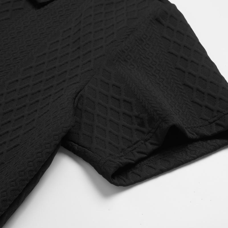 Summer bestsellers 2-piece set for men: trendy jacquard solid-color short-sleeve outfit featuring a short-sleeve top and shorts. Breathable summer casual wear with comfortable fabric, minimalist design, soft texture—ideal for young people going out on dat