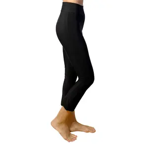 Matte Fleece-Lined Cropped Flare Legging